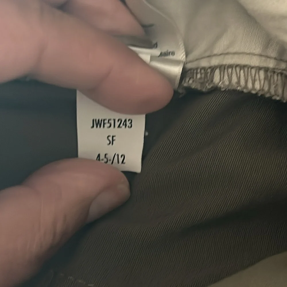 Merrell Muritz Hiking Outdoor Pants Boulder Rocher Size 16 olive green